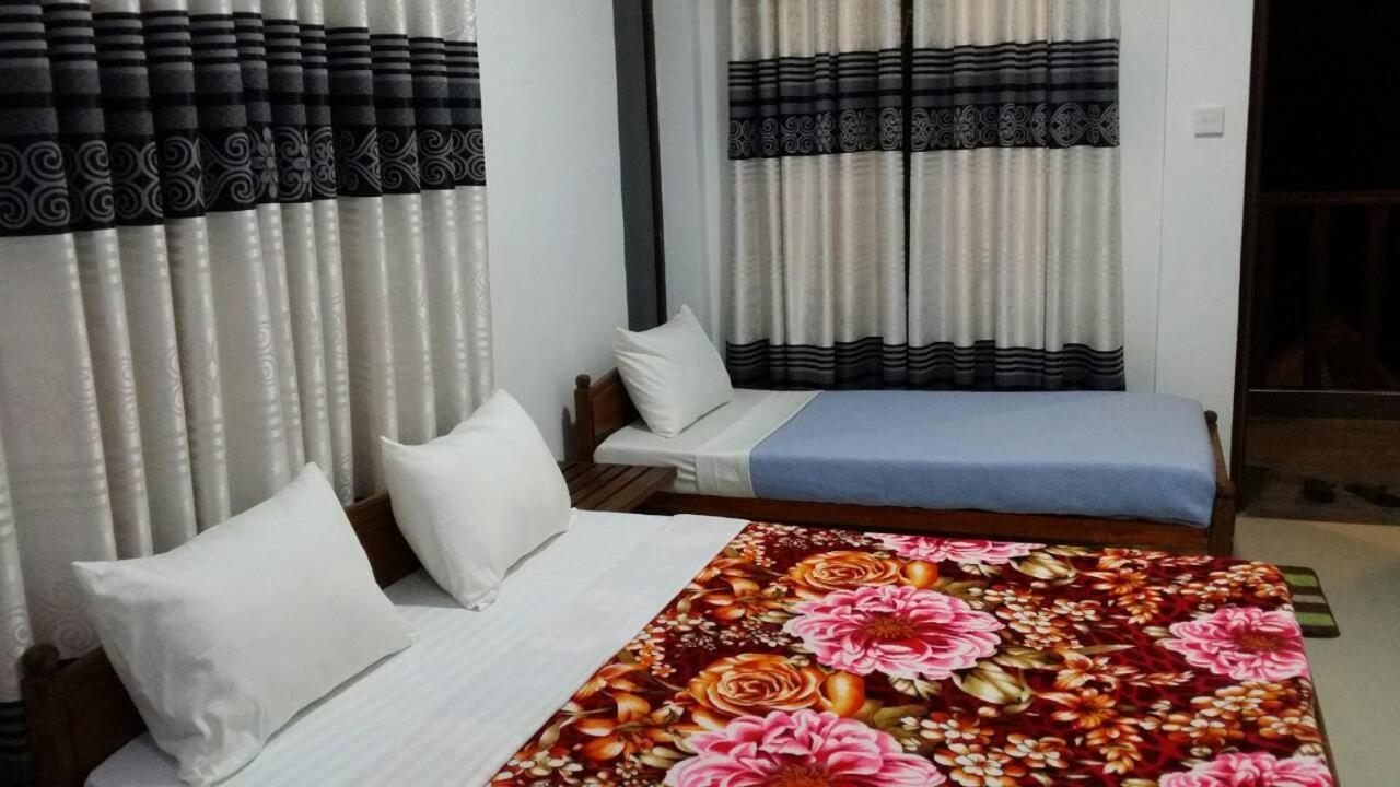 Tea Breeze Motel 纳拉坦尼亚 外观 照片
