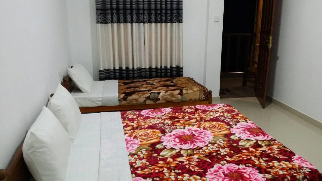 Tea Breeze Motel 纳拉坦尼亚 外观 照片